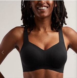 EVELYN&BOBBIE BEYOND  WIRELESS BRA /SIZE:LARGE /COLOR:BLACK